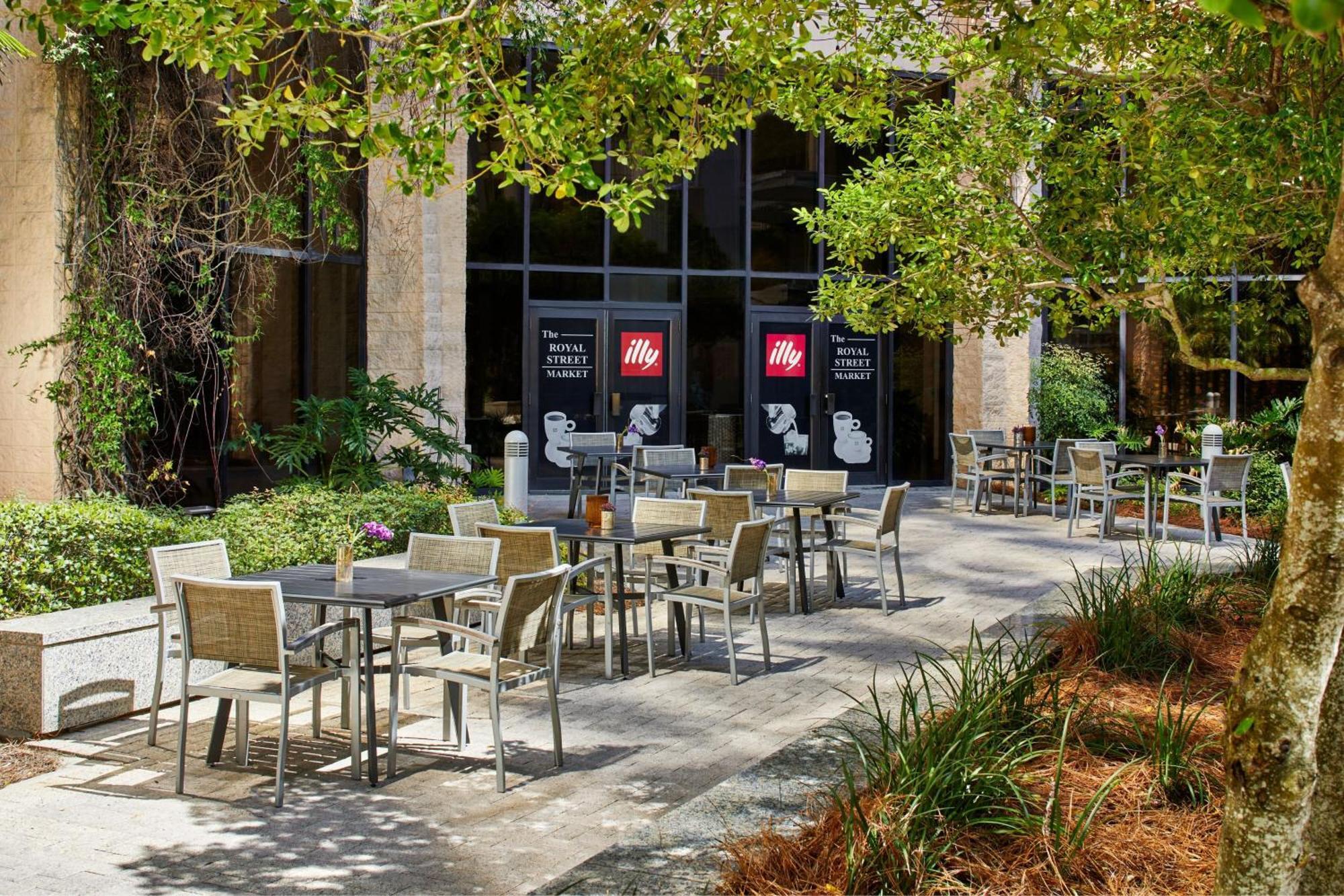 Renaissance Mobile Riverview Plaza Hotel Exterior photo
