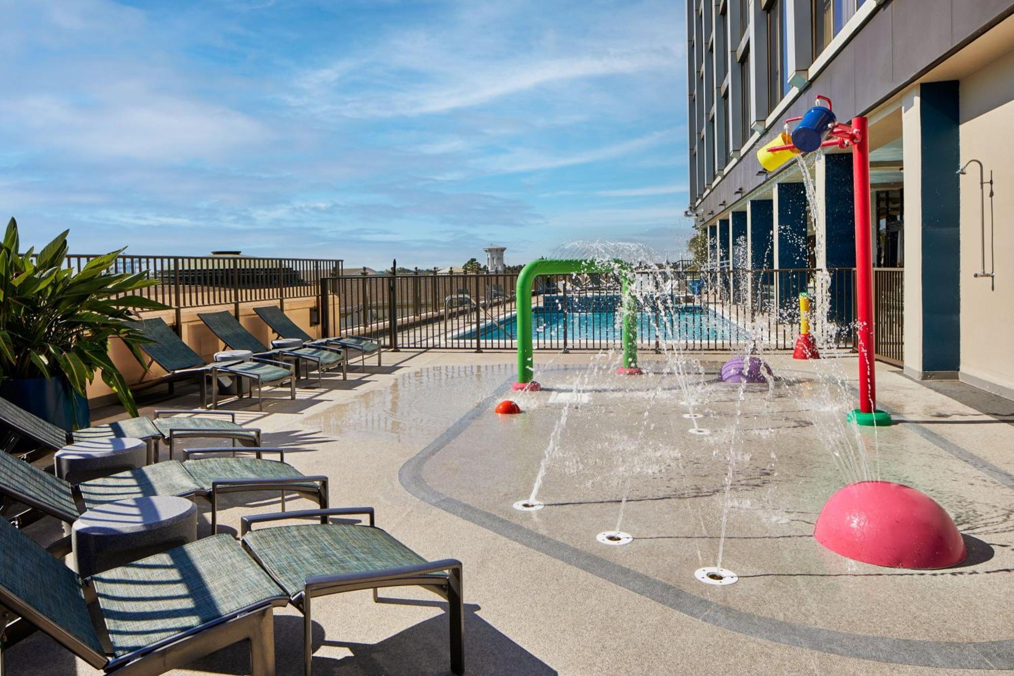 Renaissance Mobile Riverview Plaza Hotel Exterior photo